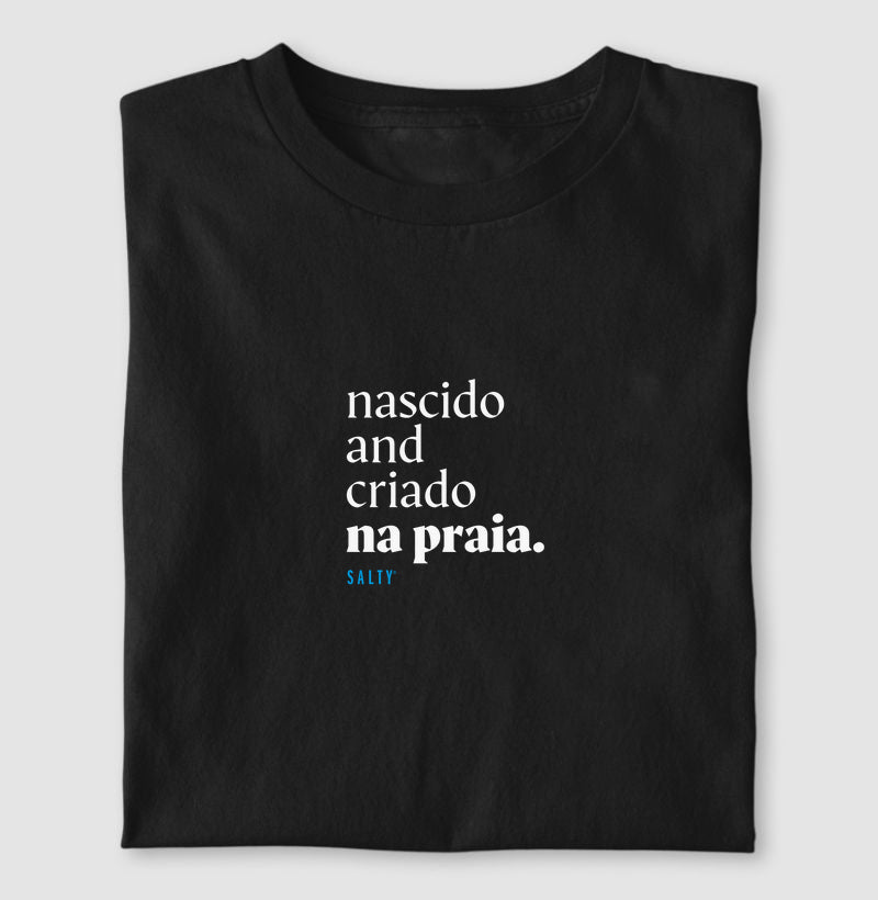 Camiseta Salty - Nascido na praia